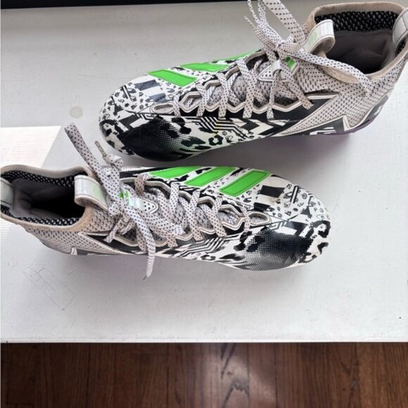 Men Adidas FREAK ULTRA MISMATCH Football Cleats - SZ 9 - Picture 1 of 5